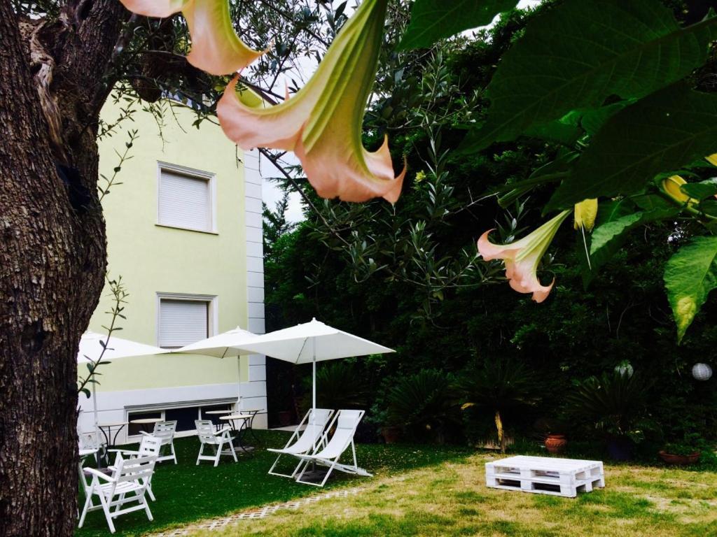 Ascoli Bonjour B&B & Apartments Parcheggio Privato & Giardino Ασκόλι Πιτσένο Εξωτερικό φωτογραφία